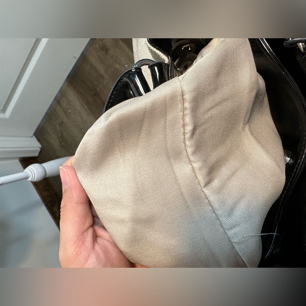Nine West Faux Leather Exterior
Beige and black Bags & Handbags - Picture 4 of 11